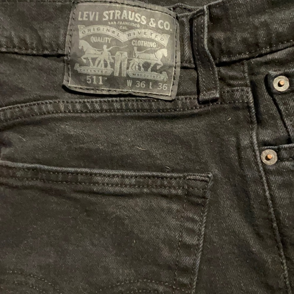 Levi’s BLACK NWOT Mens 511 w36 x 36 L